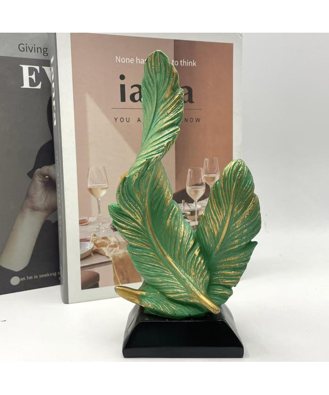 Emerald Leaf Resin Sculpture – Luxury Decorative Accent