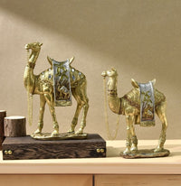 Royal Camel Resin Sculptures – Elegant Desert-Inspired Decor Pair